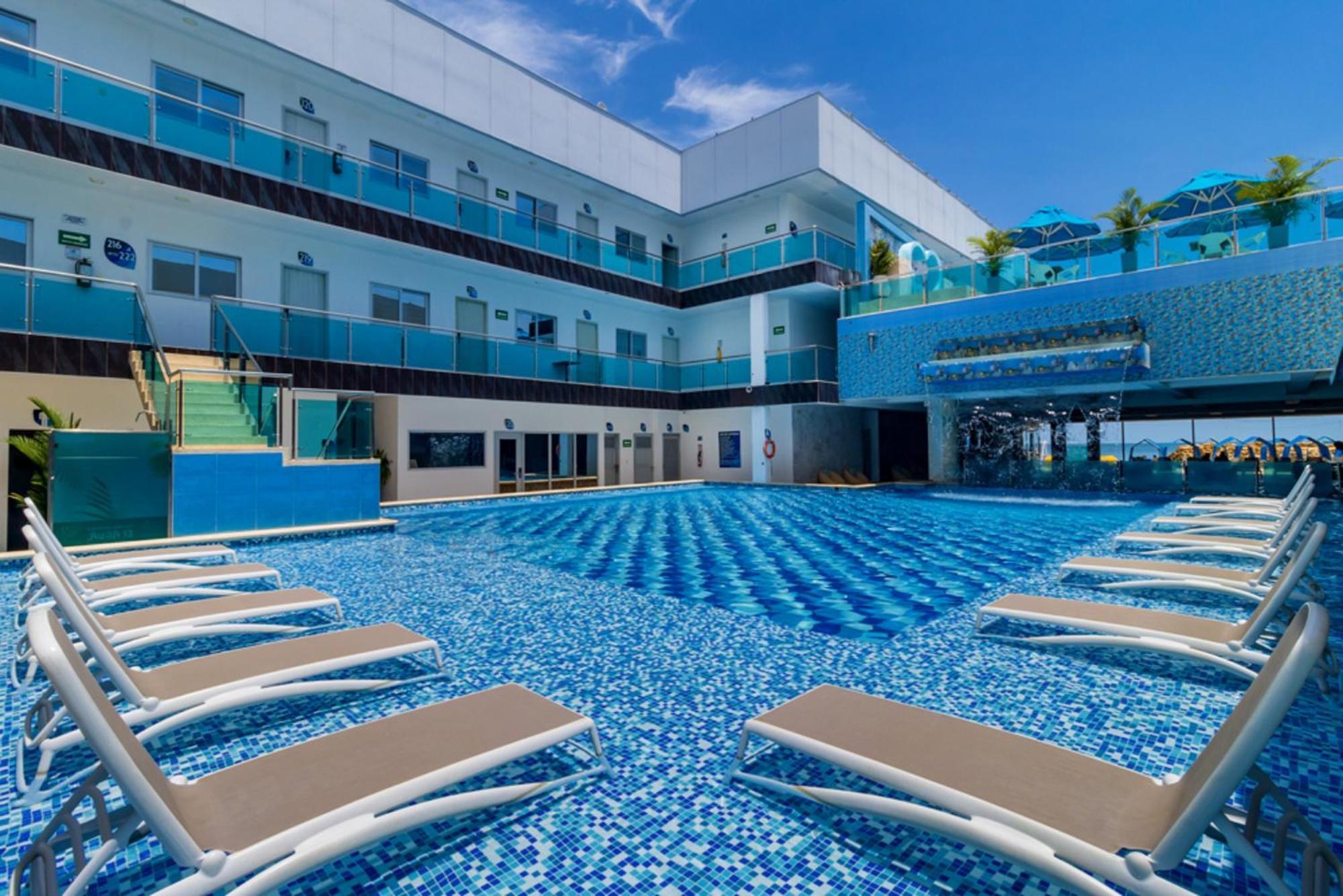 Hotel Poblado โกเวญาส ภายนอก รูปภาพ