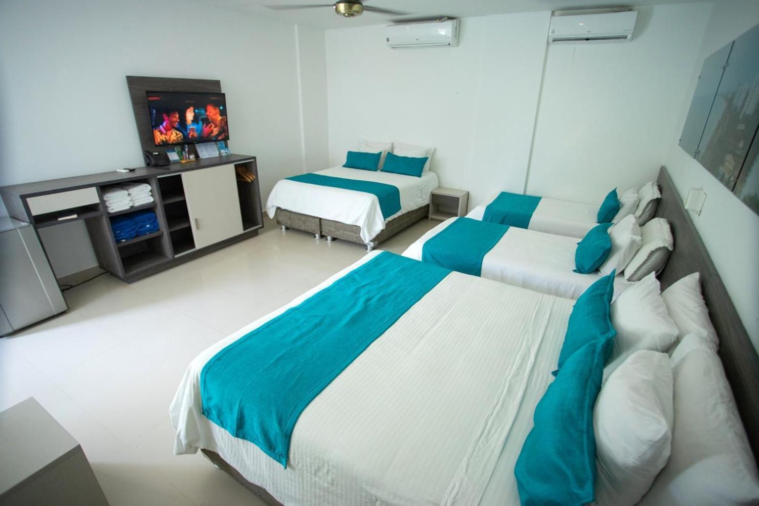 Hotel Poblado โกเวญาส ภายนอก รูปภาพ